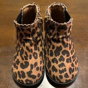 Granimals toddler leopard print boots (size 4)